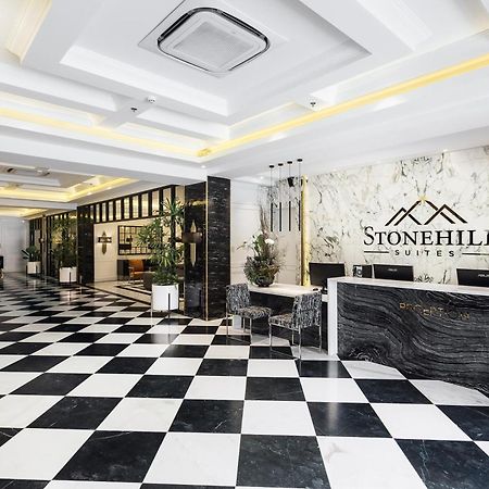 Stonehill Suites Bacolod Eksteriør bilde