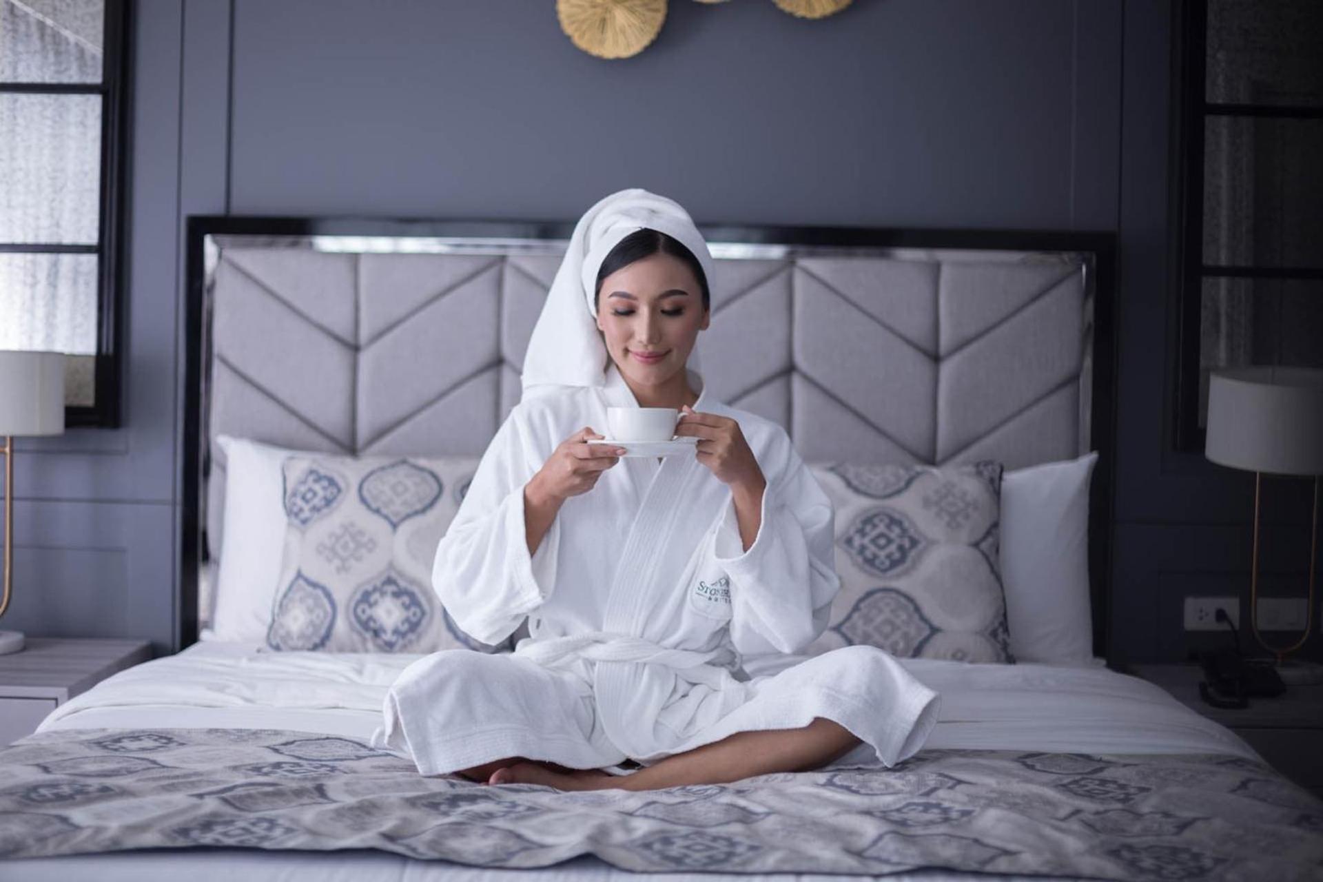 Stonehill Suites Bacolod Eksteriør bilde