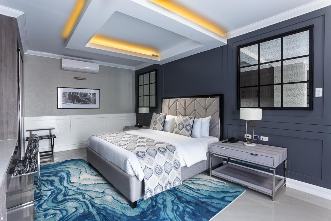 Stonehill Suites Bacolod Eksteriør bilde